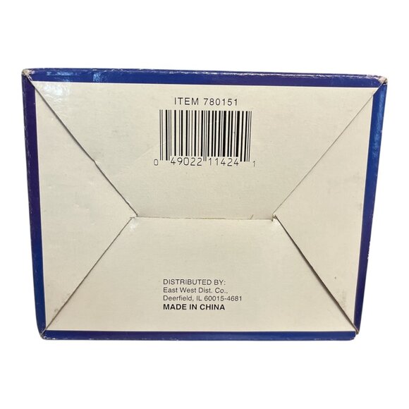 Vintage Spun Glass Christmas Tree Figurine – 24K Gold-Plated Accents – Mirrored - Picture 6 of 7